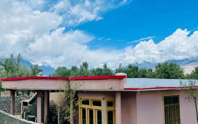 Manthokha Guest House skardu