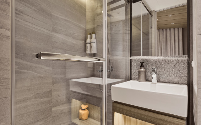 Orange Hotel Ximen Hanzhong