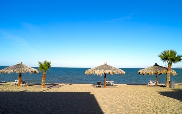 #38 Bungalow Seaside Hotel & Victors RV Park