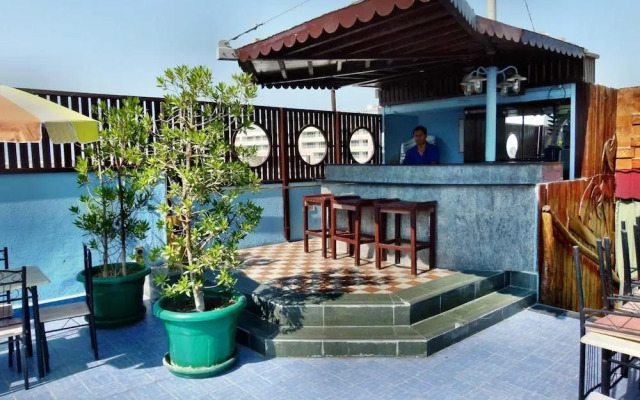 Knight Armour Hotel