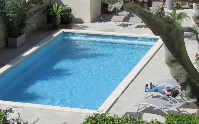 Le Castelet des Alpilles