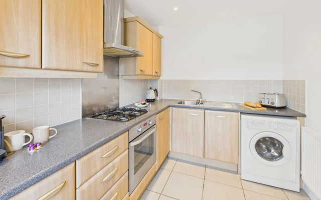 Host Stay Clearwell Gardens