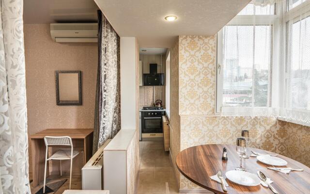 Posutochno One Days на улице Конституции