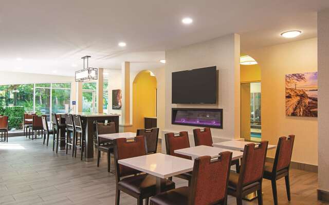 La Quinta Inn by Wyndham Vancouver Airport