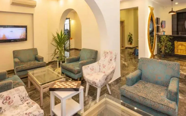 Legend Tulip Hotel