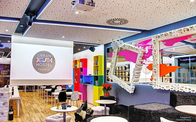 Urban Youth Hostel