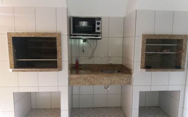 Residencial Vista Bela - Rua Tainha 525 Centro Bombinhas SC - Acesso a 4 Ilhas