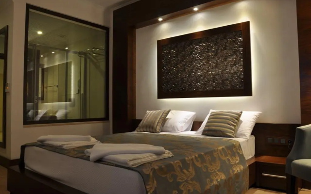 Veltur Turiya Hotel
