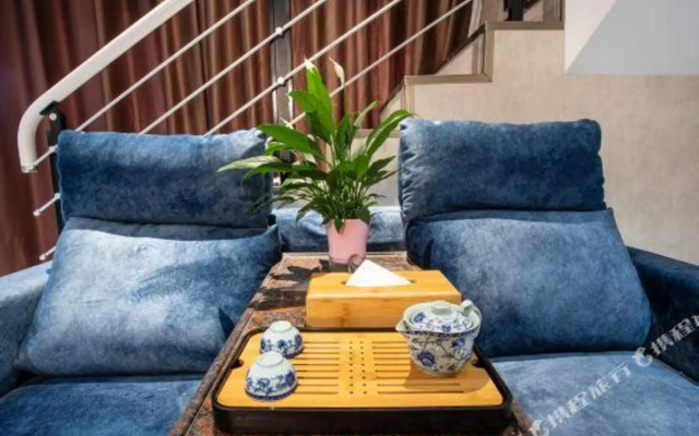 Starway Hotel (Kunming Xinguangfeng)
