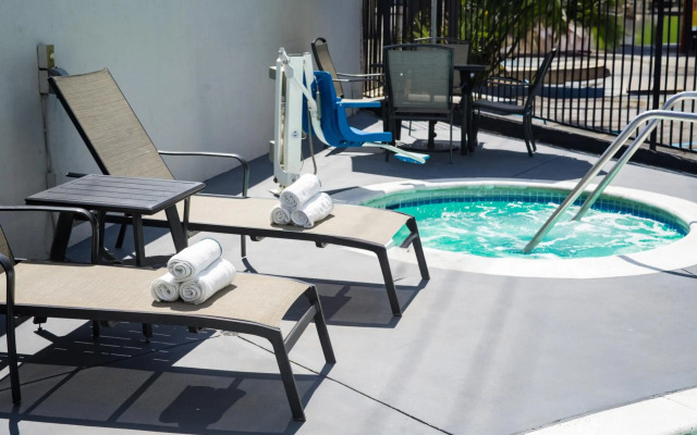 Quality Inn Burbank Airport