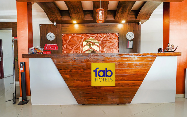 Fabhotel Central Inn Residency