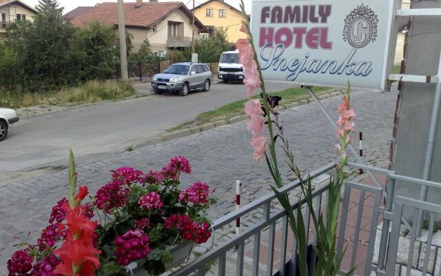 Snejanka Family Hotel