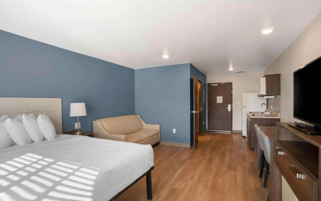 Extended Stay America Select Suites - Charlotte - Northlake