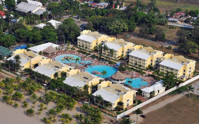 Telamar Resort