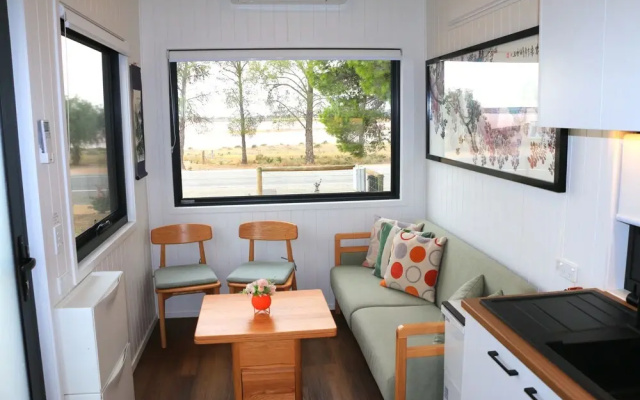 The Pink Lake Tiny House - 'peony'
