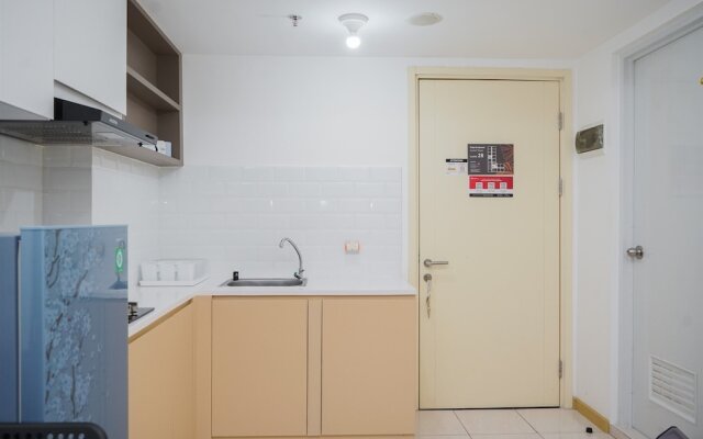 Nice And Comfy 2Br Apartment At M-Town Residence Near Summarecon