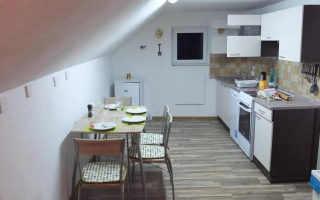 Apartman75