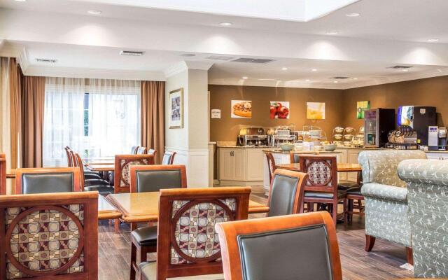 Quality Suites Atlanta Buckhead Village North