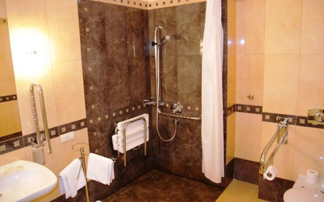 Hotel Savoy