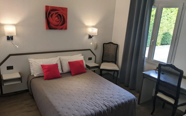 Le Pradet Hotel