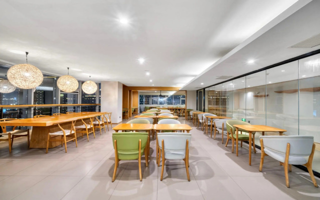 Ji Hotel (Hangzhou Wulin Square, Wenhui Mansion)