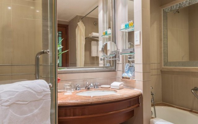 Sanya Baohong Hotel