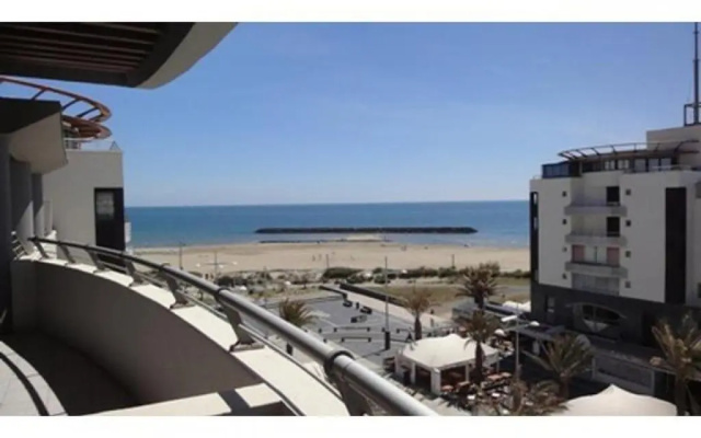 Languedoc Immobilier Appartement Vue Mer Plage Piscine Rochelongue - St152