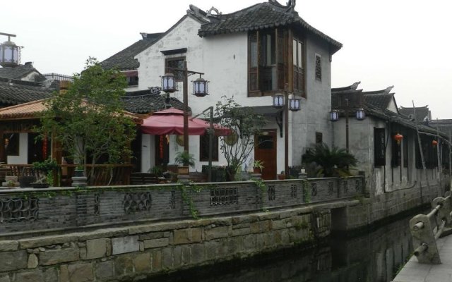 Zhouzhuang Shuangqiao Jubaoxuan Linhetingyuan Inn