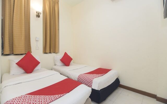 OYO 1149 Feringghi Hotel