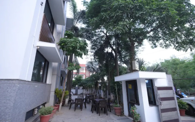 Hotel Delight Suites