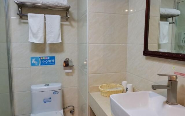 GreenTree Alliance Guangdong Shenzhen Pinghu Avenue Jingdu Town Hotel