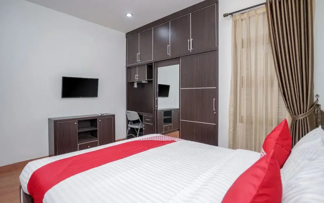 Oyo 932 Griya Mas Residence Syariah