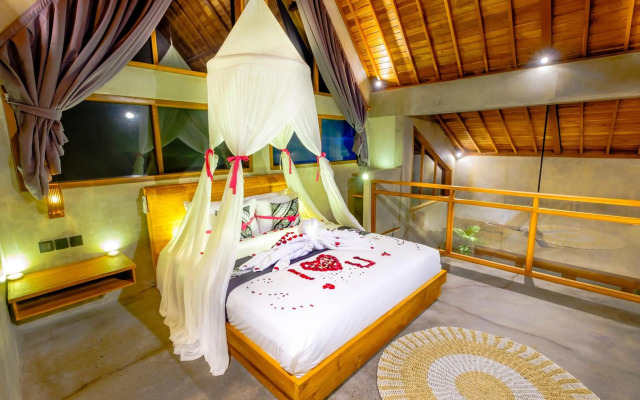 Canggu Wooden Green Paradise