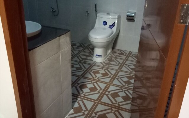 AV7 Guest House
