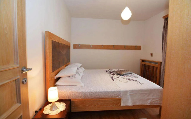 Three-Bedroom Holiday Home in Dobrota