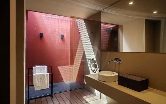 Paco de Pombeiro - Turismo de Habitacao