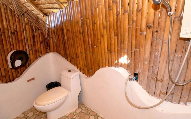 Paree Hut Resort Koh Sichang