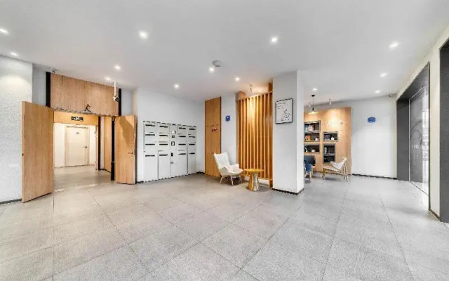 Hanting Hotel Tongxiang Zhenxing Road