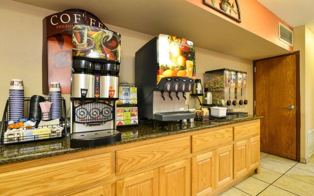 Holiday Inn Express & Suites Phoenix - Tempe by IHG