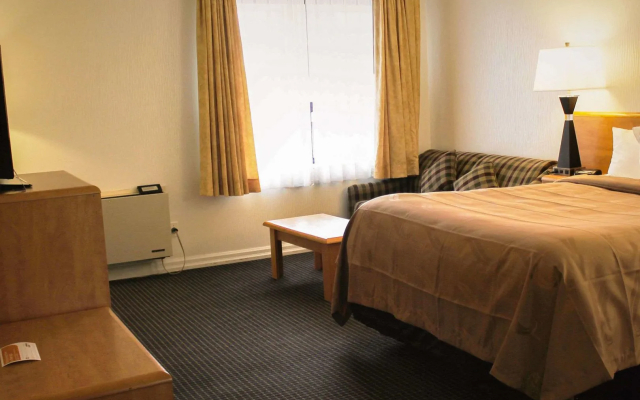 Ramada by Wyndham Arnprior