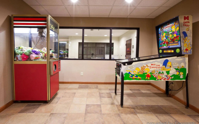 Holiday Inn Express & Suites Lonoke by IHG