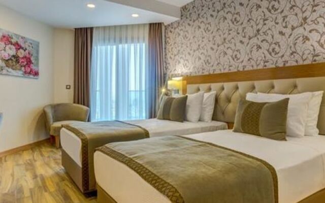 Kaynesia Hotel