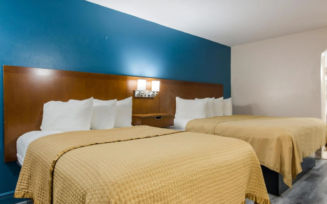 Broken Bow Inn and RV Park