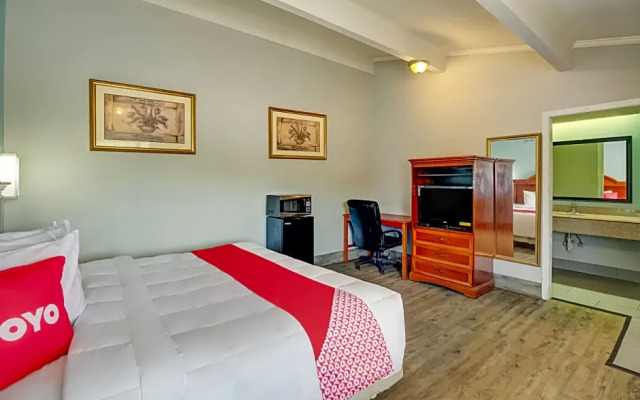 OYO Hotel Lake Charles LA I-10