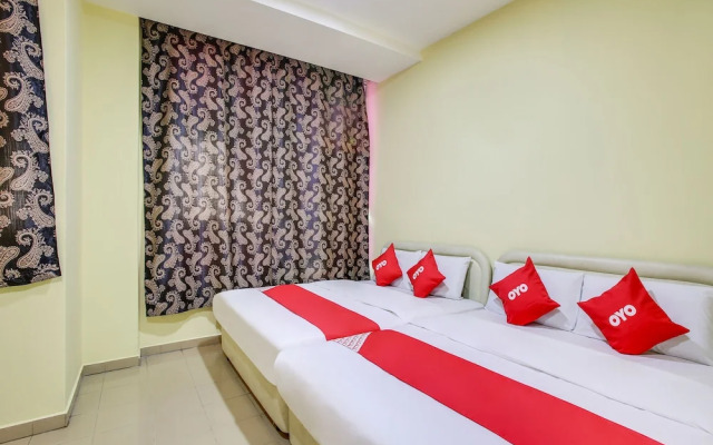 OYO 89590 Hotel Foong Inn