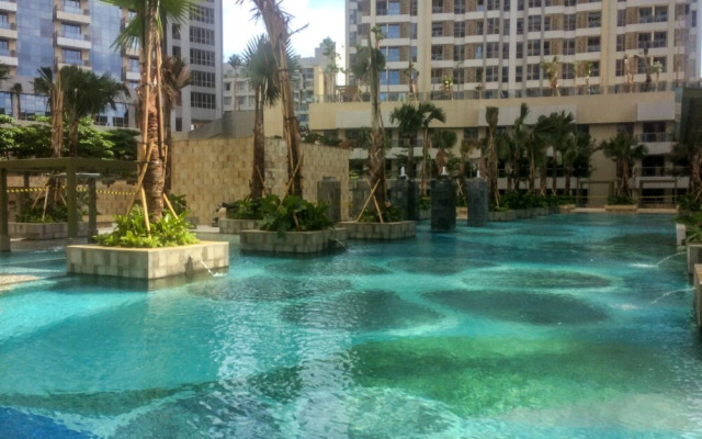 Luxury 1BR Apartment Taman Anggrek Residence