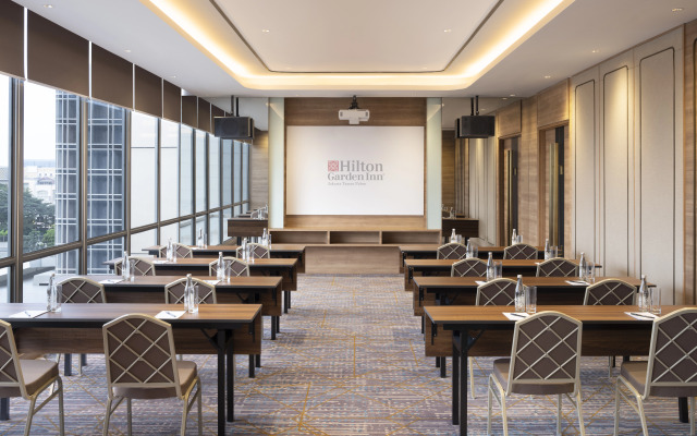 Hilton Garden Inn Jakarta Taman Palem