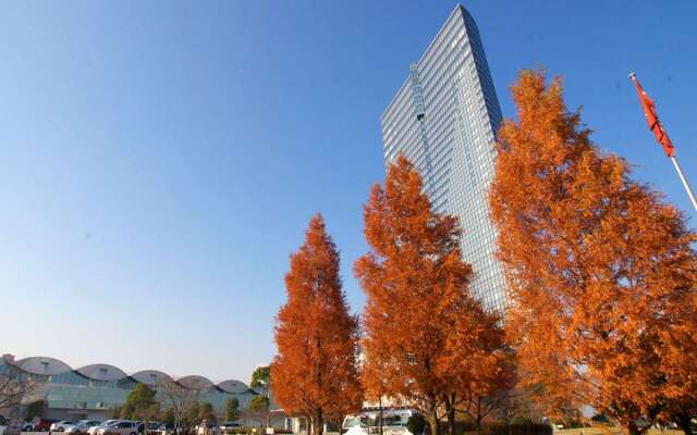 Lake Biwa Otsu Prince Hotel