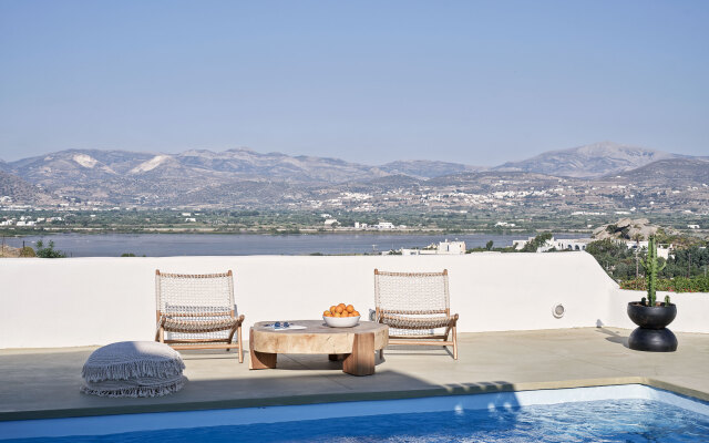 Naxian Utopia Luxury Villas & Suites