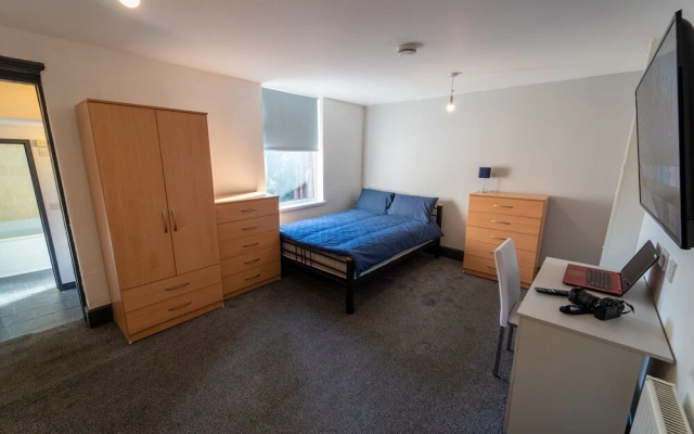 966 Pershore Road Studios In Guest House